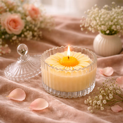 Royal Daisy Scented Candle